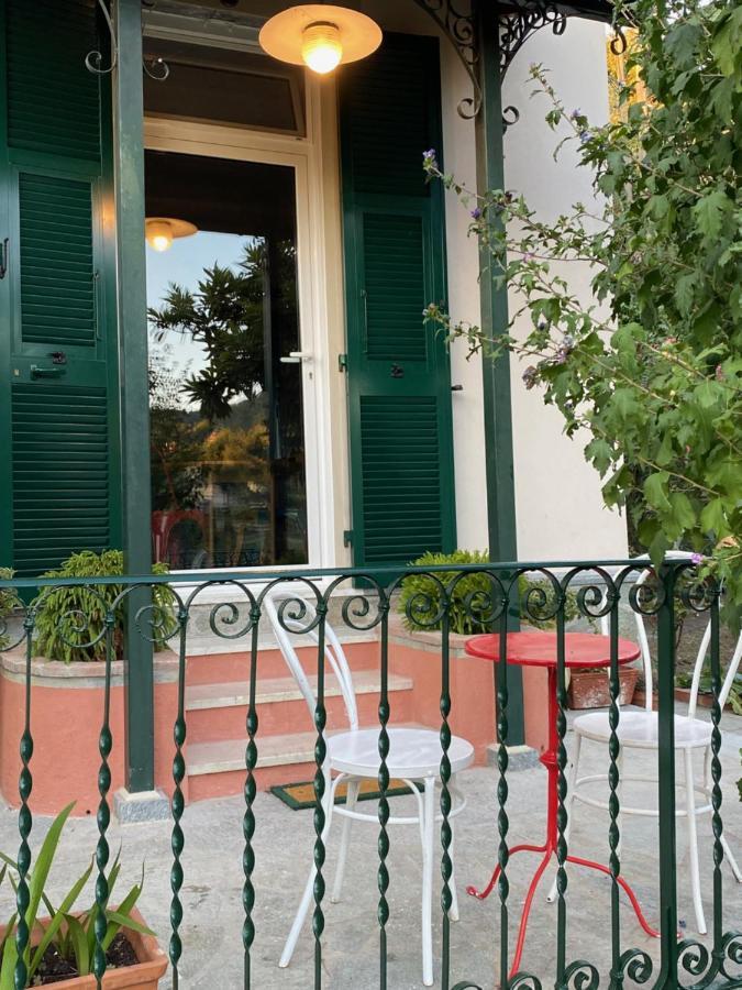 “Da Gio” In Un Antico Borgo Di Genova Apartment Exterior photo